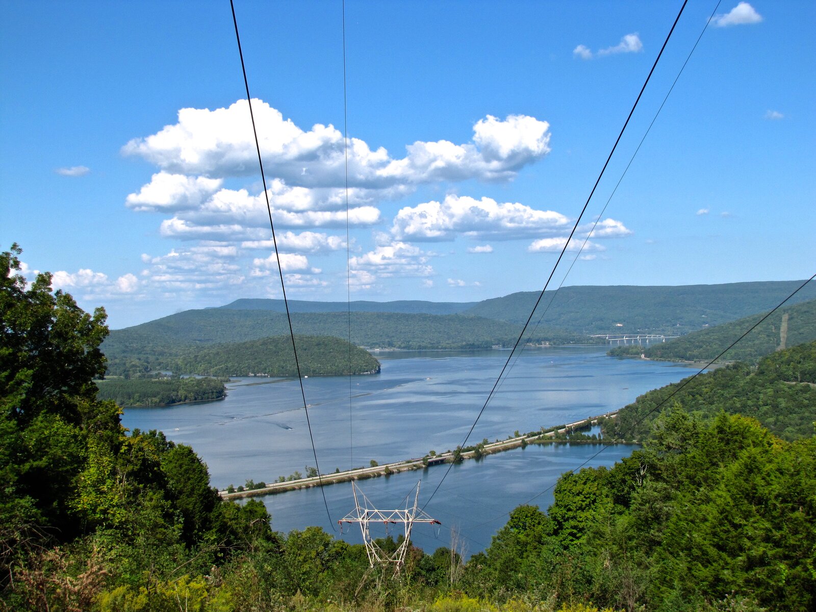 Nickajack Lake seen from Tennessee State Route 377 at the Cumberland Plateau rim in Marion County, Tennessee, with the Tennessee State Route 156 causeway crossing the lake below