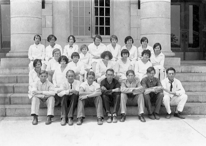 9th Grade Graduates, May 1928