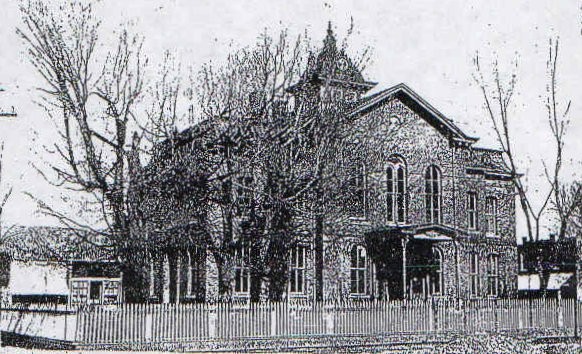 The second Marion County Courthouse, built 1880