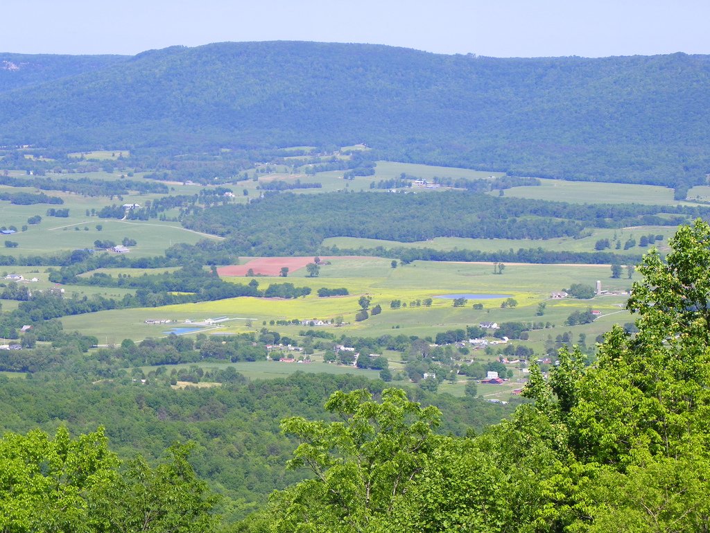 Sequatchie Valley from the plateau